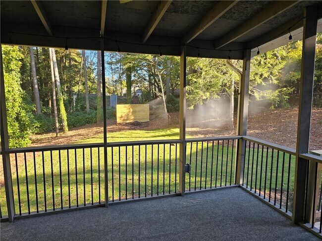 Building Photo - 4536 Mountain Creek Dr