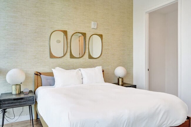 Building Photo - 1220 17th St