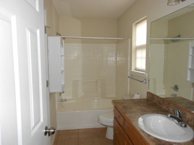 Building Photo - 3 Bedroom Home in the Branch Point Subdivision