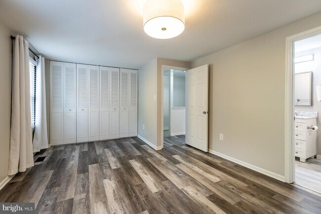 Building Photo - 1178 White Coral Ct