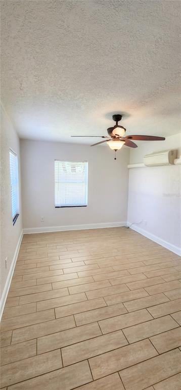 Building Photo - 14026 E Parsley Dr