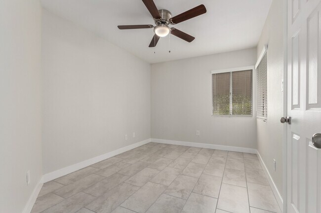 Building Photo - Home for rent in Scottsdale!