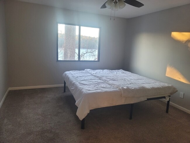 Building Photo - 30 Thayer Pond Dr