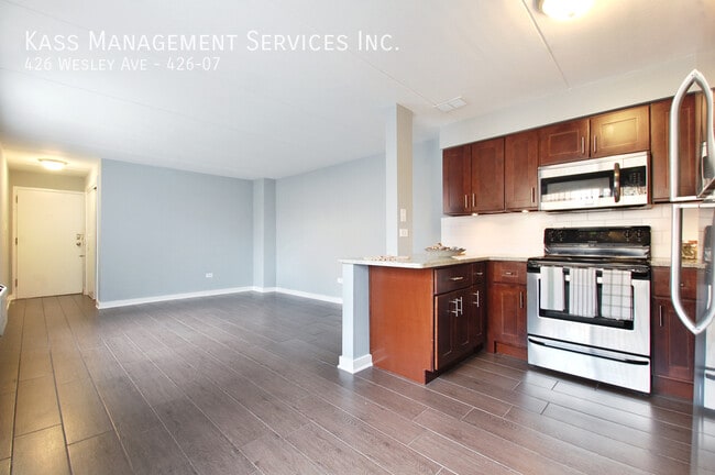 Primary Photo - 426 Wesley Ave