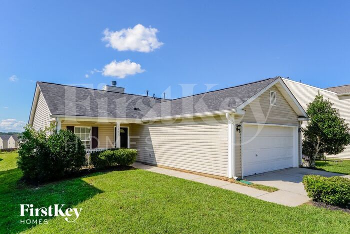 Building Photo - 1401 Bray Dr