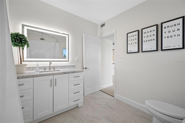 Building Photo - 540 59th Ave