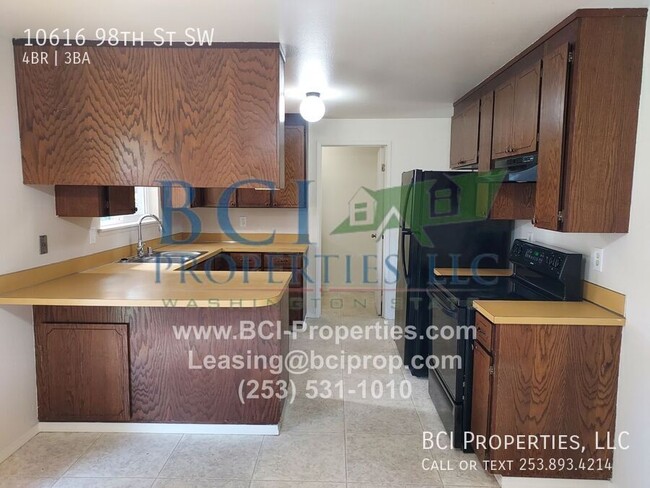 Building Photo - 10616 98th St SW