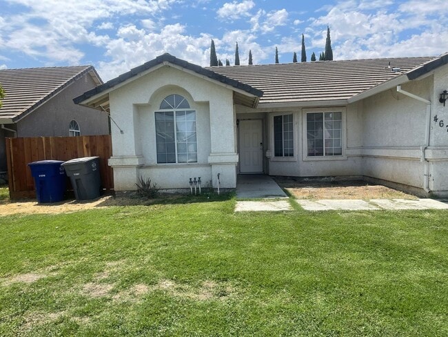 Building Photo - Coming Soon! Charming 3-Bedroom, 2-Bathroom Home for Rent in Quiet Neighborhood