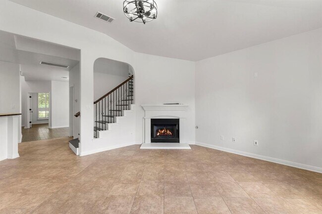 Building Photo - 18613 Falcon Pointe Blvd