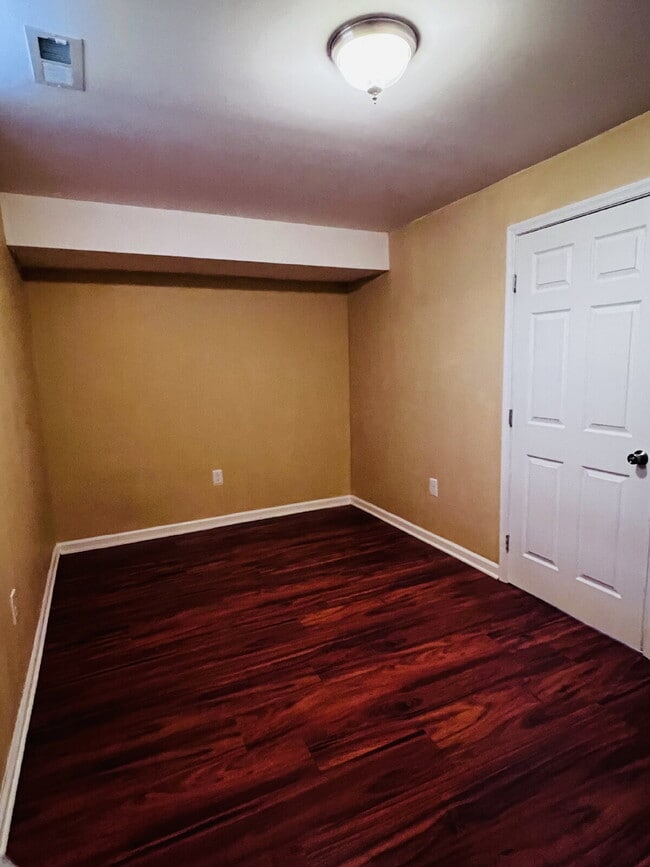 Building Photo - Move-in Special: HALF OFF off of the first month's rent! Stunning 4-5 Bedroom Home for Rent in En...