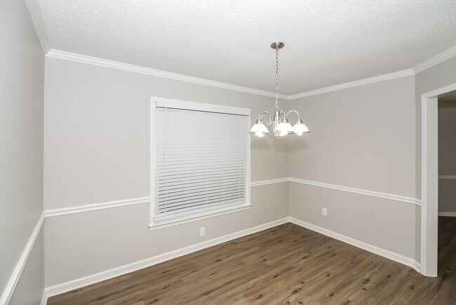 Building Photo - 1506 Appling Wood Cove S