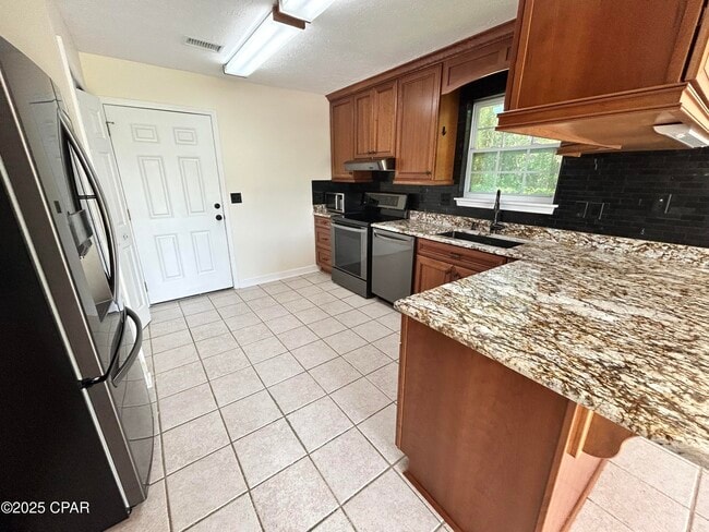 Building Photo - 5430 Olympia Dr
