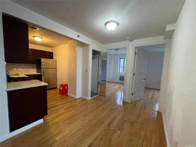 Building Photo - 8106 Dongan Ave