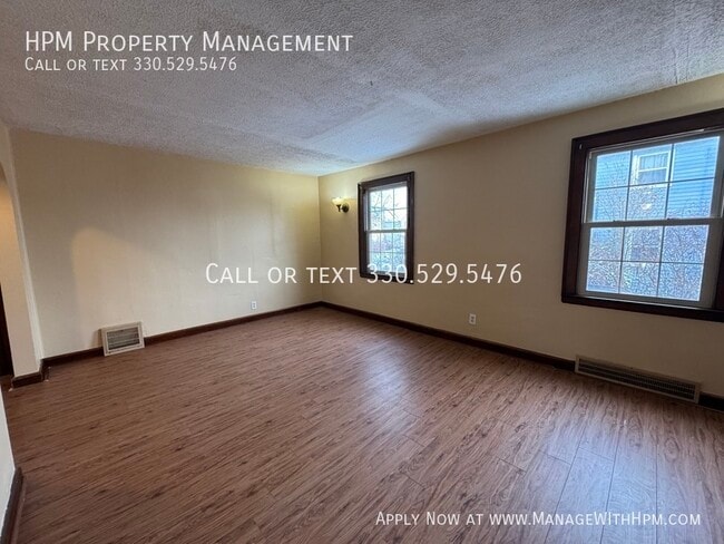 Building Photo - 3234 Arbor Rd SW