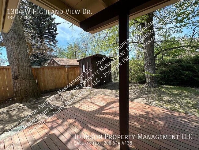Building Photo - 1304 W Highland View Dr