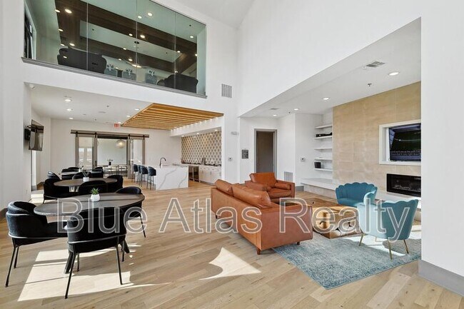 Building Photo - 2700 Old Denton Rd