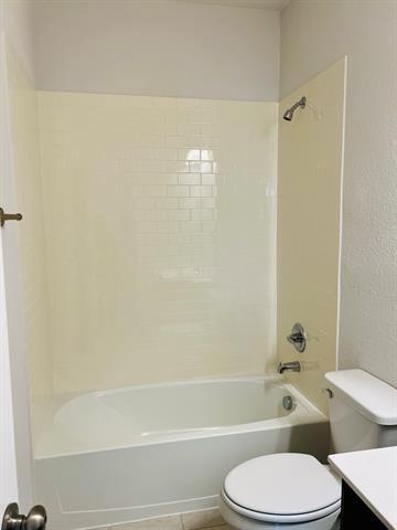 Building Photo - 812 Peaceful Brk Dr