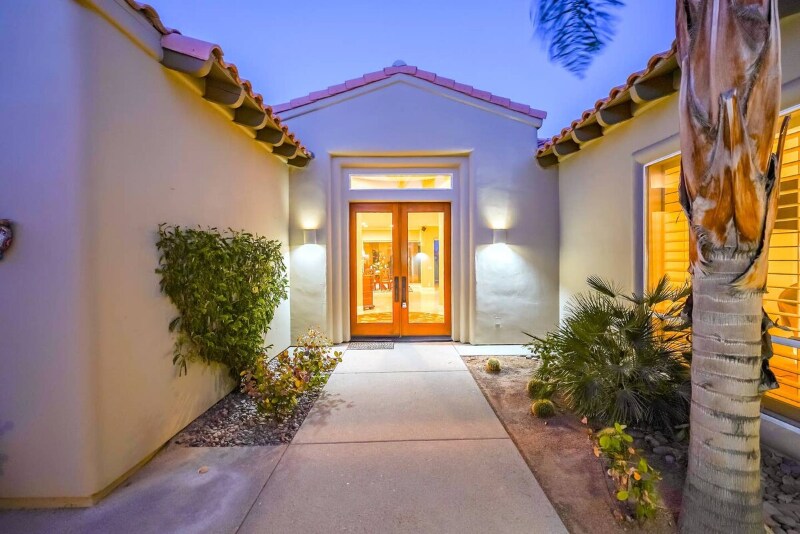 Building Photo - 56840 Jack Nicklaus Blvd
