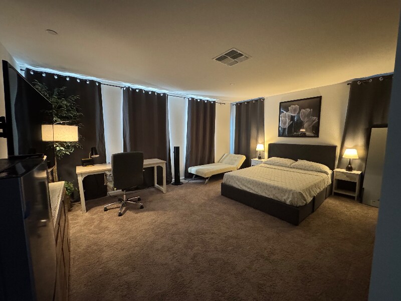 Building Photo - 8809 Polka Way