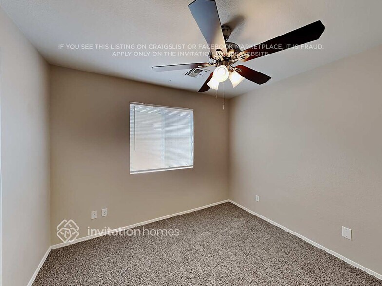 Building Photo - 15440 W Gelding Dr