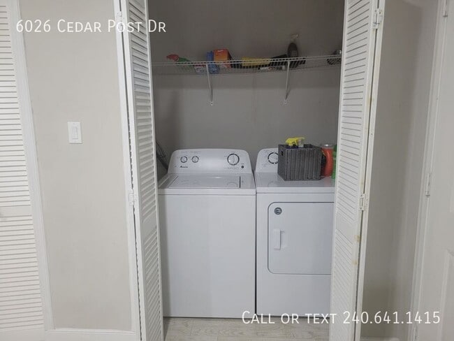 Building Photo - 6026 Cedar Post Dr