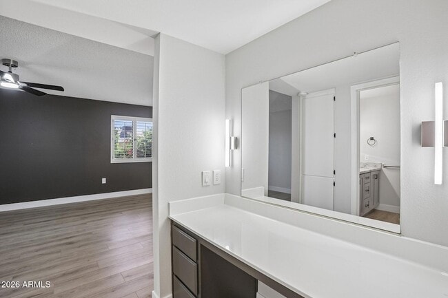 Building Photo - 12839 W Blue Bonnet Dr