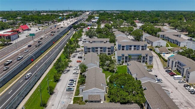 Building Photo - 2625 FL-590