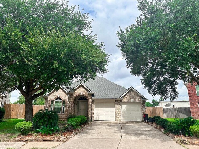 Building Photo - 11815 Champions Grove Ln