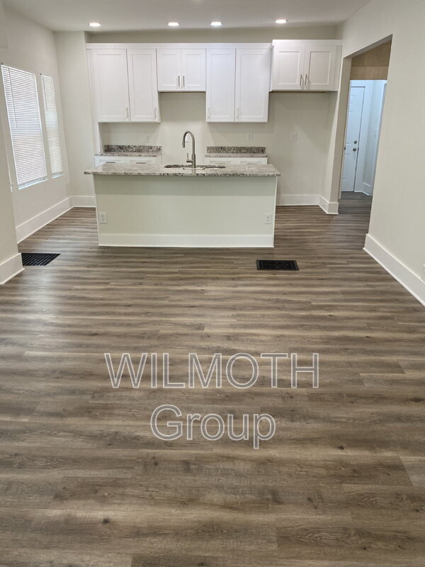 Building Photo - 3531 Carrollton Ave