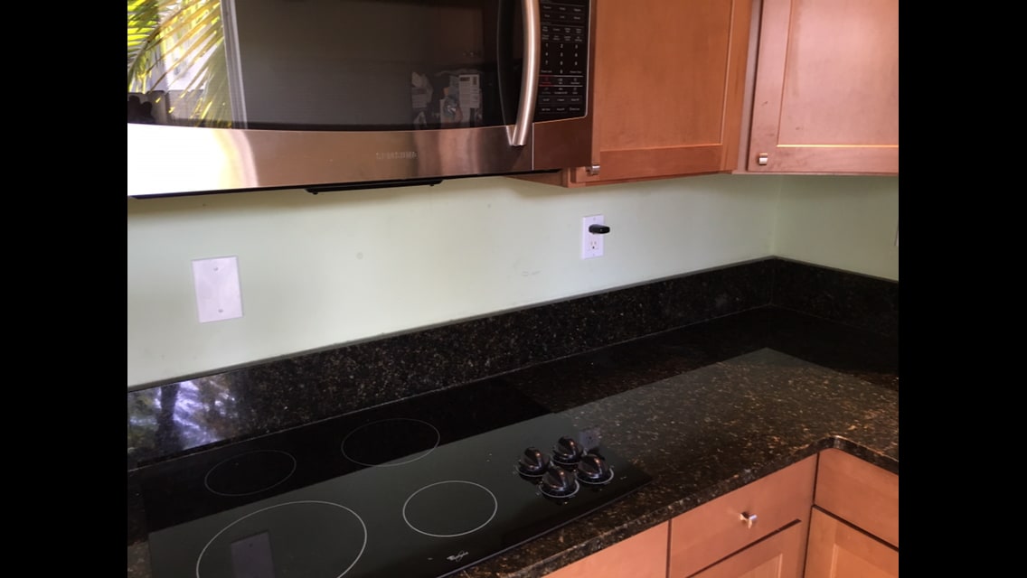 Building Photo - 1008 NE 11th St - Side Unit