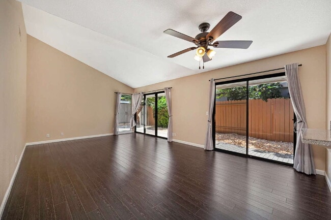 Building Photo - Unique Opportunity!