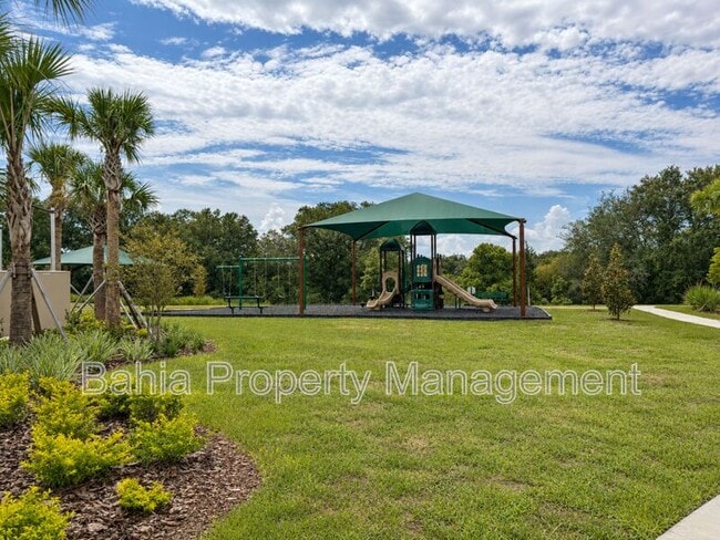 Building Photo - 869 Ambleside Dr