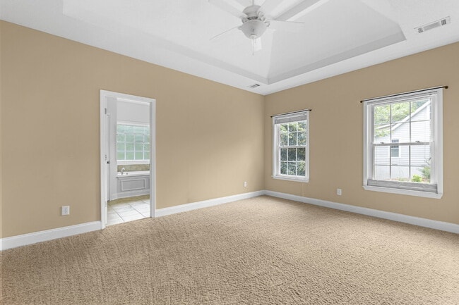 Building Photo - 406 Aspen Ct