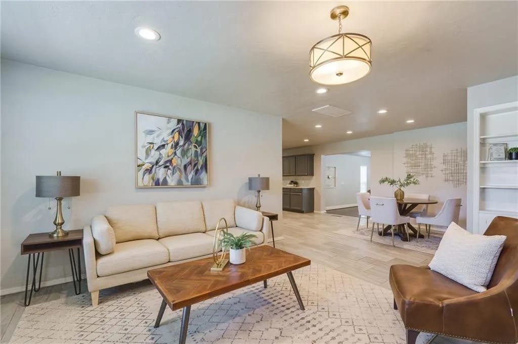 Building Photo - 1501 Carlton Way