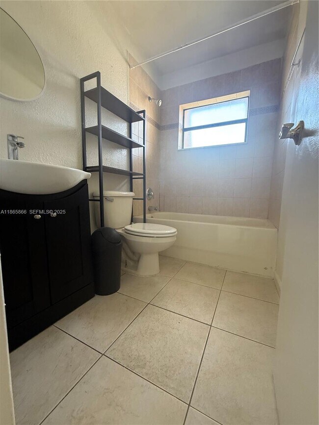 Building Photo - 6515 W 27th Ct