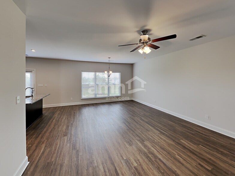 Building Photo - 5013 Mountain Springs Rd