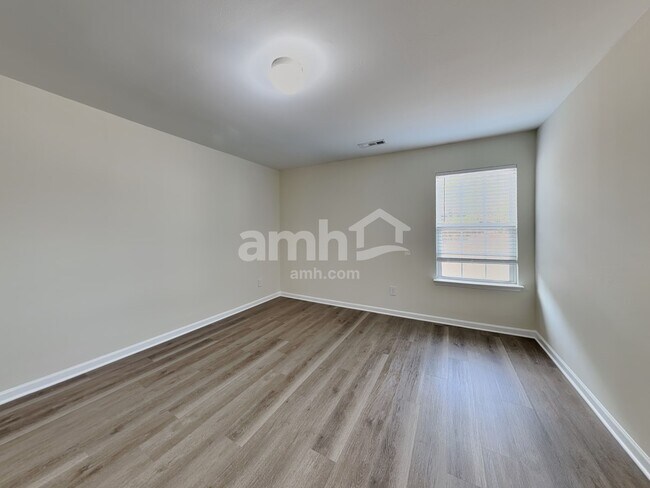 Building Photo - 133 Mount Olivet Dr