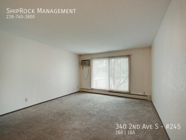 Building Photo - 340 2nd Ave S