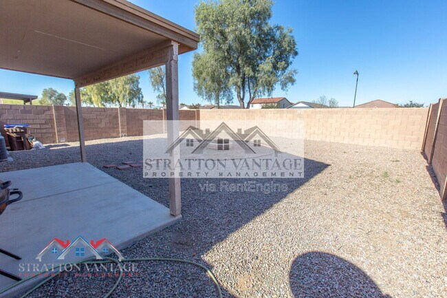 Building Photo - 40510 W Hayden Dr