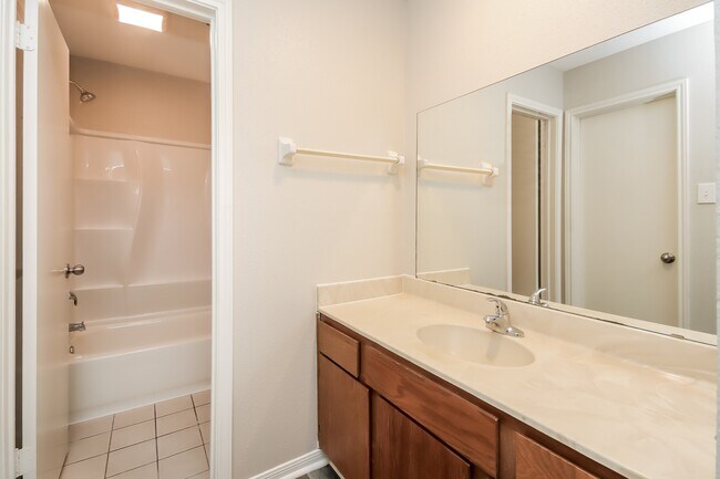 Building Photo - 7819 Terra Cotta Dr