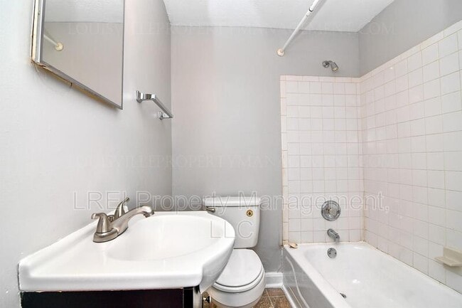 Building Photo - 2311 Rodman St