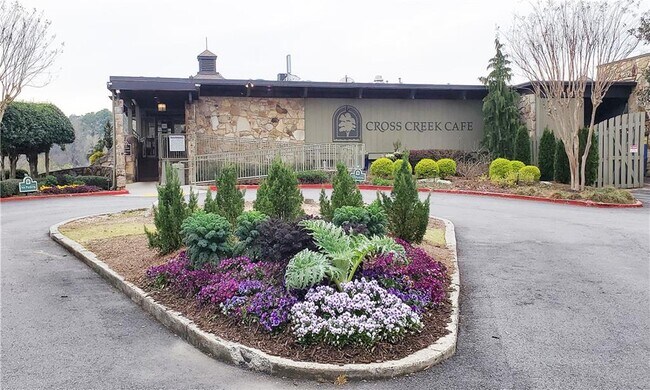 Building Photo - 40 Glenald Way NW