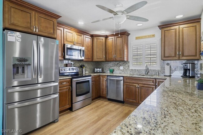 Primary Photo - 1006 SE 46th St