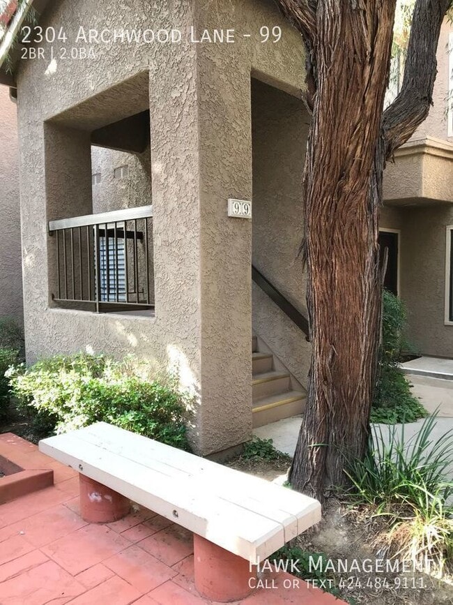 Building Photo - 2304 Archwood Ln