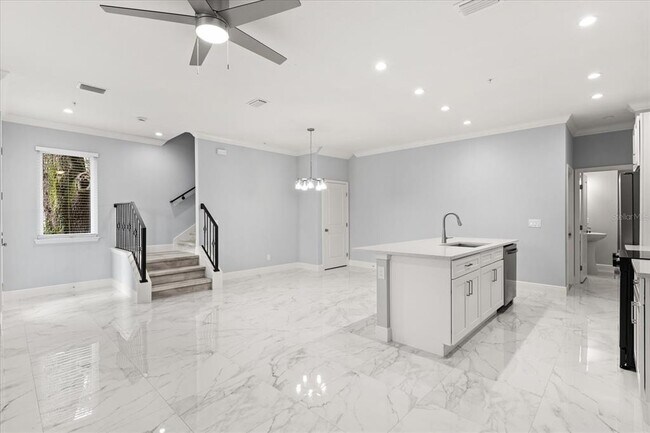 Building Photo - 2600 Kilgore St