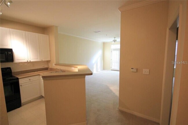 Building Photo - 4221 W Spruce St