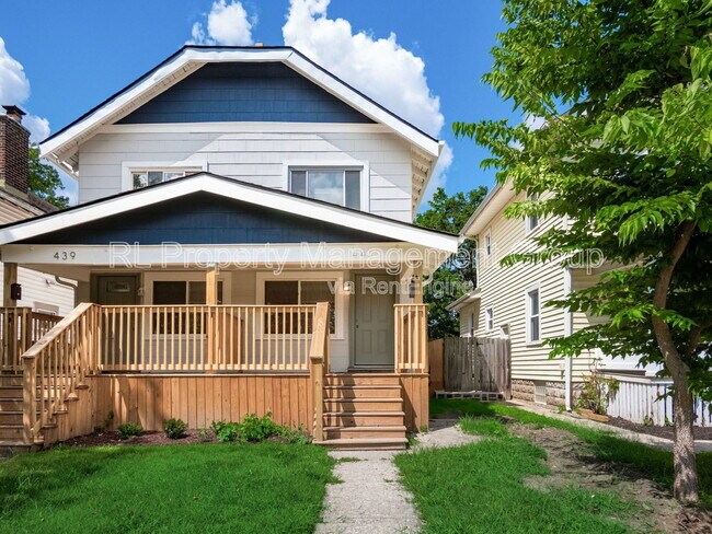 Building Photo - 439 Eldridge Ave