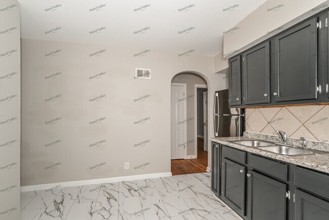 Building Photo - 1118 Dunford Dr