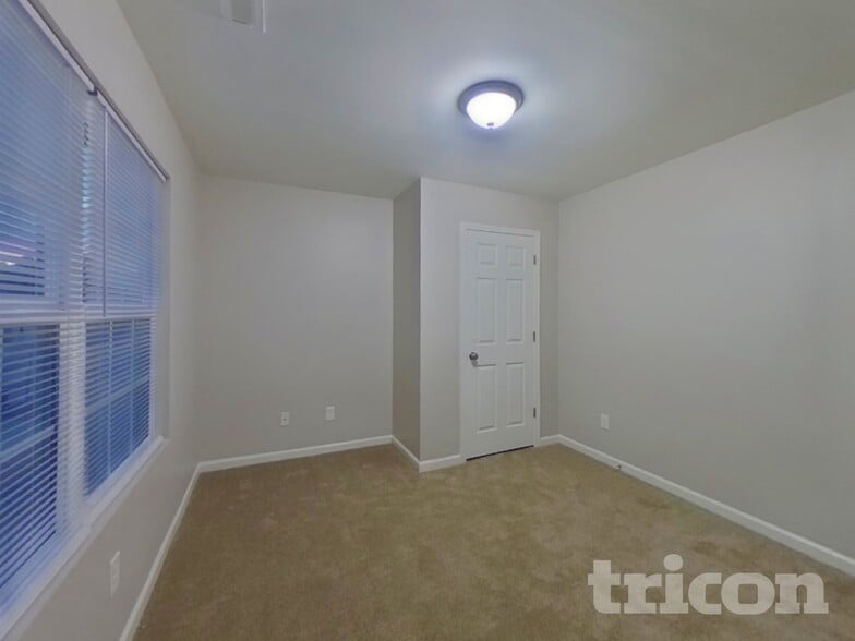 Building Photo - 513 Gentle Breeze Ln