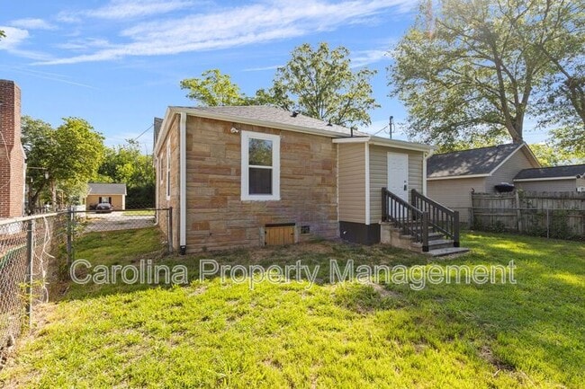 Building Photo - 660 Chestnut St